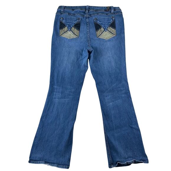 Zana- Di Jeans Y2K Womens Size 18 Blue Denim Flare Leg Faded Embroidered Pockets - Picture 1 of 16